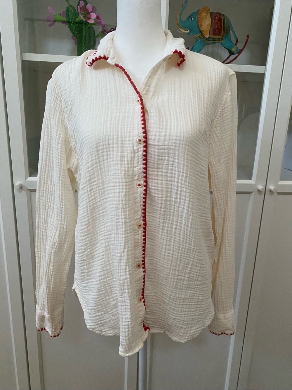 Universal Thread Cream Gauze Relaxed Fit Button Down Long Sleeve Shirt Small